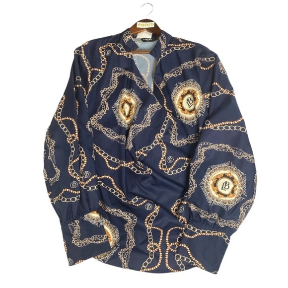 CHICME LB initial golden chain print // 2XL-3XL - Picture 2 of 10